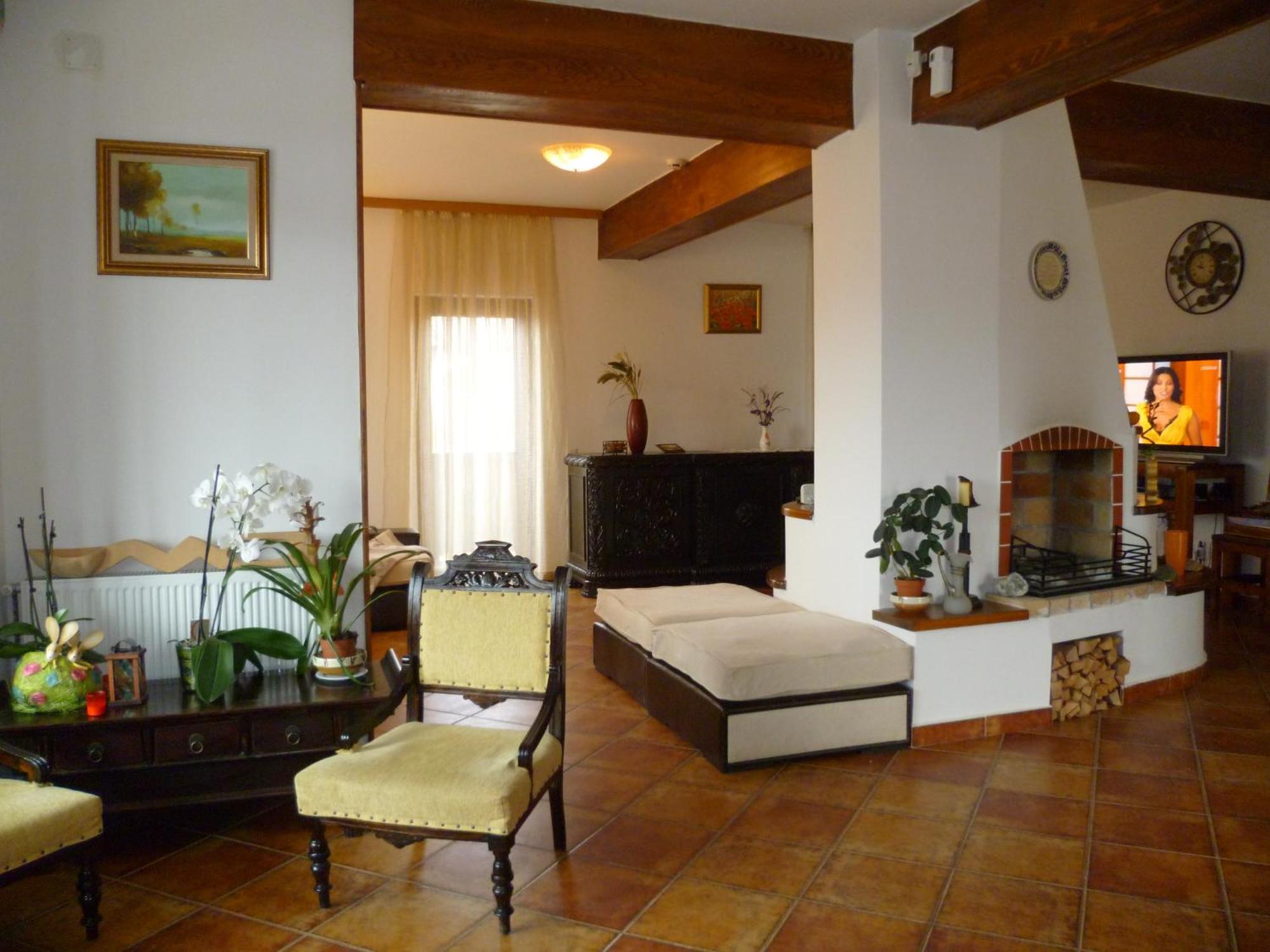 Pension Irina Hotel อาเรฟู ภายนอก รูปภาพ