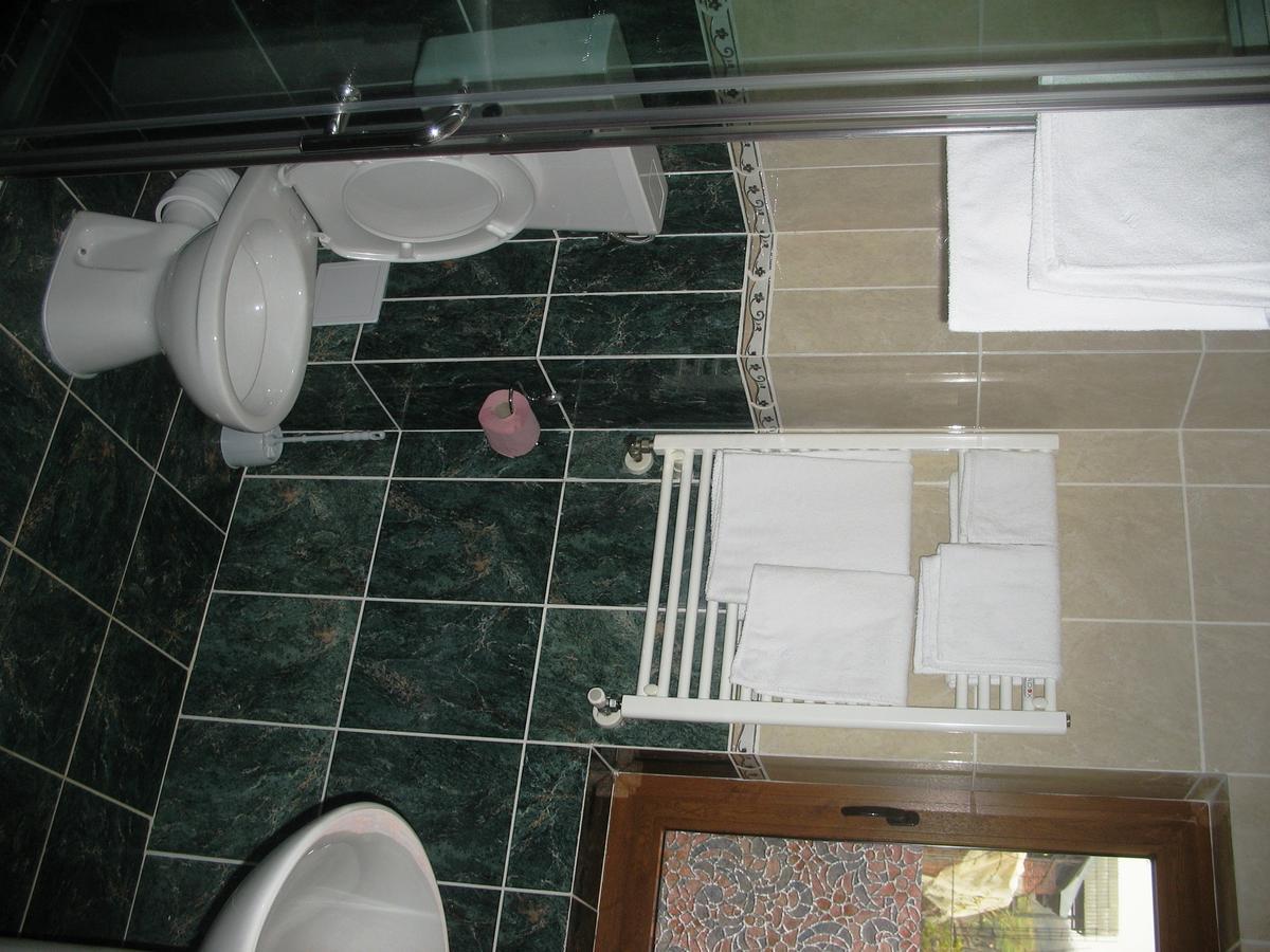 Pension Irina Hotel อาเรฟู ภายนอก รูปภาพ